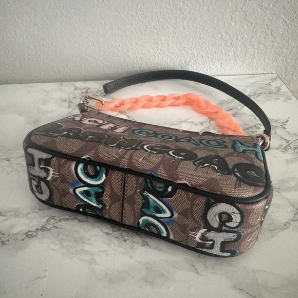 Coach X Mint + Serf Nolita 19 In Signature Canvas cm240 - Picture 4 of 7